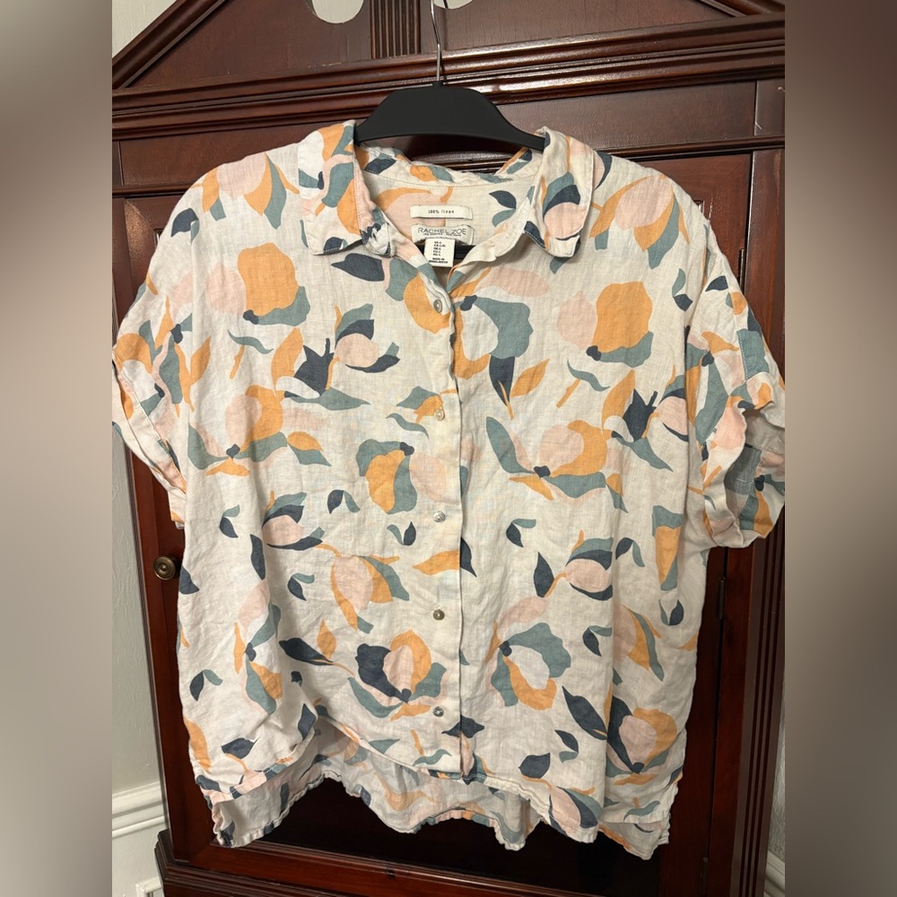 Rachel Zoe button up top